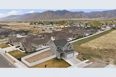 219 E 810 N, Tooele, UT 84074 - Photo 41