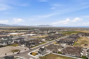 219 E 810 N, Tooele, UT 84074 - Photo 39