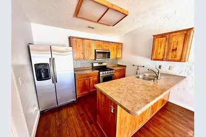 361 E 1900 N, North Ogden, UT 84414 - Photo 7