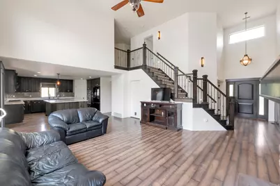 951 W Grizzly Wulff Dr, Bluffdale, UT 84065 - Photo 7