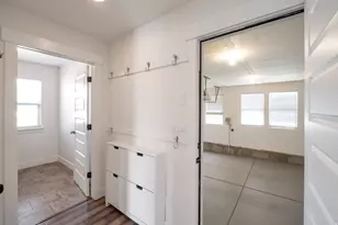 951 W Grizzly Wulff Dr, Bluffdale, UT 84065 - Photo 17