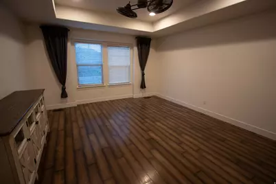 951 W Grizzly Wulff Dr, Bluffdale, UT 84065 - Photo 13