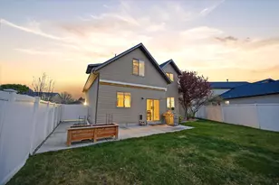 358 Lakeview Dr, Lehi, UT 84043 - Photo 21