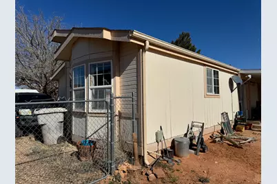 445 W Vance Dr, Kanab, UT 84741 - Photo 9