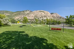 1250 N Lewis Peak Dr, Ogden, UT 84404 - Photo 33