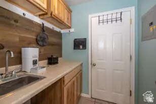 1250 N Lewis Peak Dr, Ogden, UT 84404 - Photo 15