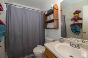 1250 N Lewis Peak Dr, Ogden, UT 84404 - Photo 21