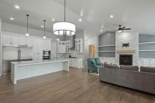 11613 S Fox Vista Dr, Draper, UT 84020 - Photo 11