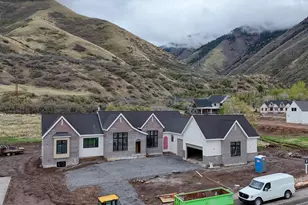 702 N 2000 E, Mapleton, UT 84664 - Photo 1