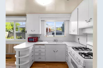 1026 N 500 E, Logan, UT 84341 - Photo 5