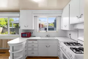 1026 N 500 E, Logan, UT 84341 - Photo 5