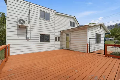 295 S Main St, Providence, UT 84332 - Photo 27