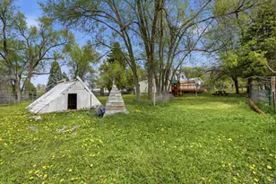 295 S Main St, Providence, UT 84332 - Photo 23