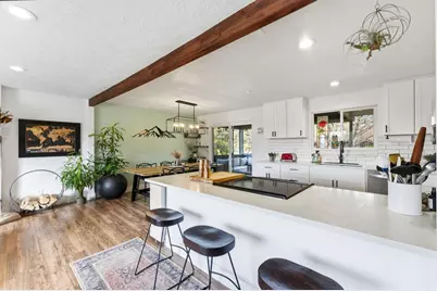 7145 S Cavalier Cir, Cottonwood Heights, UT 84121 - Photo 7