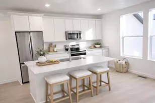 867 S Mathilda Dr, Saratoga Springs, UT 84045 - Photo 3