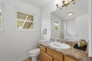1893 N 100 E, Centerville, UT 84014 - Photo 25