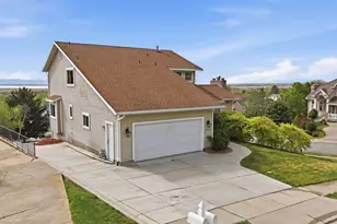 1893 N 100 E, Centerville, UT 84014 - Photo 3