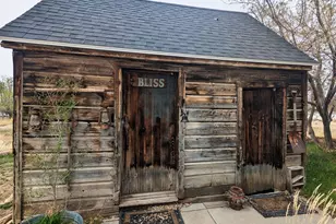 183 E 300 N, Mount Pleasant, UT 84647 - Photo 1