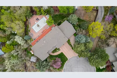 9618 S Ruskin Cir, Sandy, UT 84092 - Photo 7