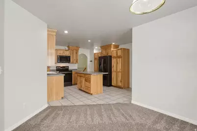 426 W 2700 S, Perry, UT 84302 - Photo 9