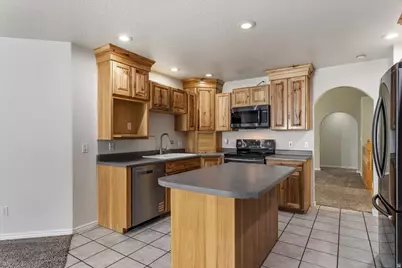 426 W 2700 S, Perry, UT 84302 - Photo 11