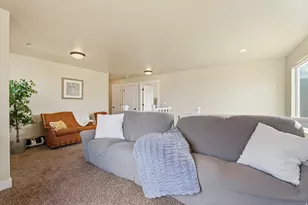 1497 W Meadow Glen Dr, Bluffdale, UT 84065 - Photo 21