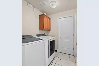 150 S 300 E #307, Salt Lake City, UT 84111 - Photo 17
