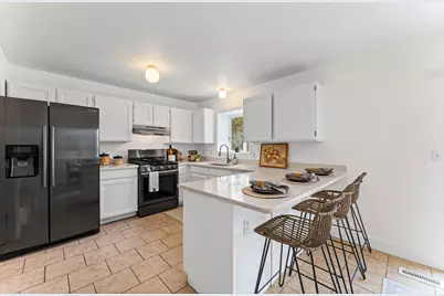 6370 W Settlers Point Dr S, West Valley, UT 84128 - Photo 11