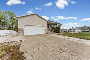 6370 W Settlers Point Dr S, West Valley, UT 84128 - Photo 19