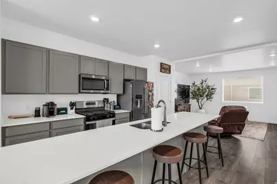 977 E Seaside St #1896, Saratoga Springs, UT 84045 - Photo 7