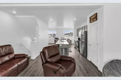 977 E Seaside St #1896, Saratoga Springs, UT 84045 - Photo 5