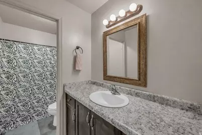 3544 E Broken Mesa Dr, Saint George, UT 84790 - Photo 15