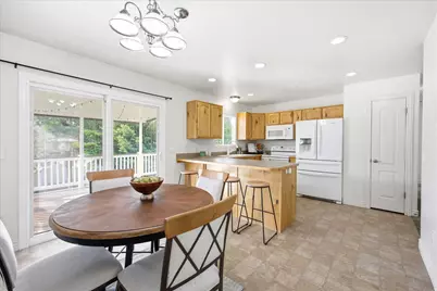1282 N 25 E, Layton, UT 84041 - Photo 7