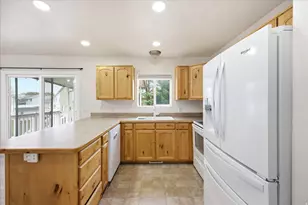 1282 N 25 E, Layton, UT 84041 - Photo 7