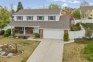 1253 E Meadow Ridge Rd S, Sandy, UT 84094 - Photo 1