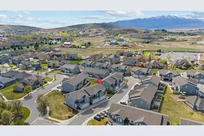 3326 E Caledonia Ave N, Eagle Mountain, UT 84005 - Photo 31