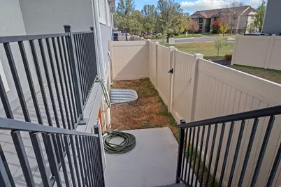 3326 E Caledonia Ave N, Eagle Mountain, UT 84005 - Photo 27