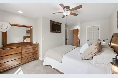 445 S Sunset Dr W, Kaysville, UT 84037 - Photo 11