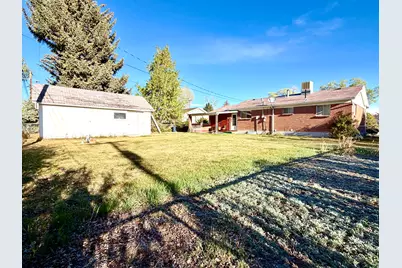 645 W 250 S, Vernal, UT 84078 - Photo 25