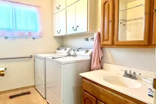 645 W 250 S, Vernal, UT 84078 - Photo 11