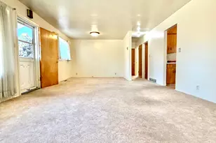 645 W 250 S, Vernal, UT 84078 - Photo 7