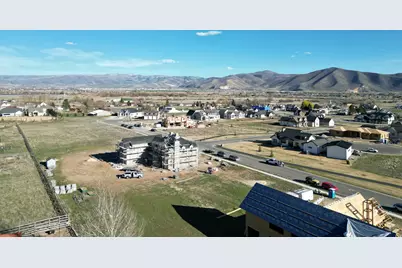 212 W Bridlewood Ln, Midway, UT 84049 - Photo 5