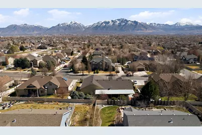 11178 S Via Bonito Dr W, South Jordan, UT 84095 - Photo 7