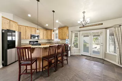 11178 S Via Bonito Dr W, South Jordan, UT 84095 - Photo 9