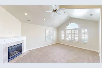 458 W 350 S #D S, Springville, UT 84663 - Photo 3