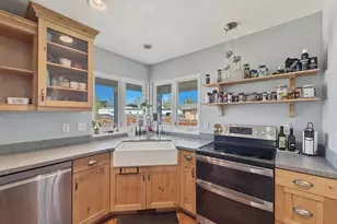 13844 S Belle Isis Bay W, Herriman, UT 84096 - Photo 9