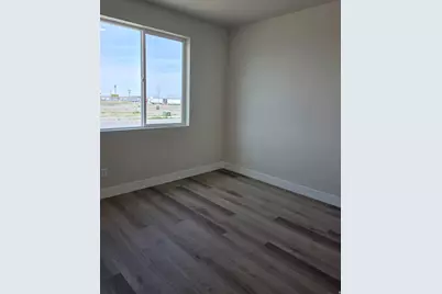 1897 E Burger St #1416, Lake Point, UT 84074 - Photo 5