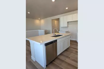 1897 E Burger St #1416, Lake Point, UT 84074 - Photo 3