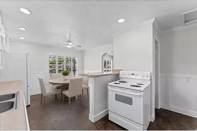 327 E 5300 S, Murray, UT 84107 - Photo 7