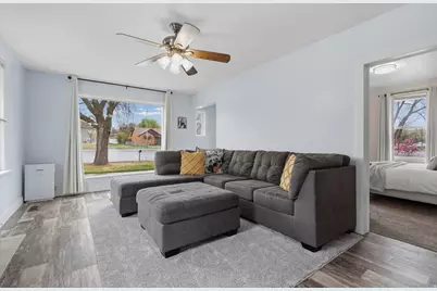 457 N Main St, Nephi, UT 84648 - Photo 11